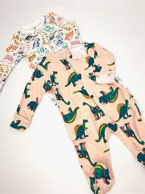 Old Navy Baby 0-3M Dinosaur Footed Sleepers 2-Pack 2-Way Zip